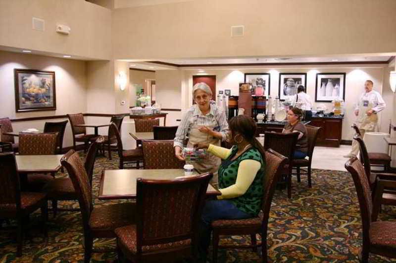 Hampton Inn & Suites Cincinnati-Union Centre West Chester Restaurant photo