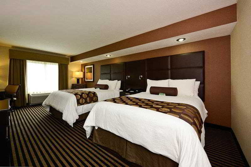 Best Western Plus Atrea Airport Inn And Suites Plainfield Room photo