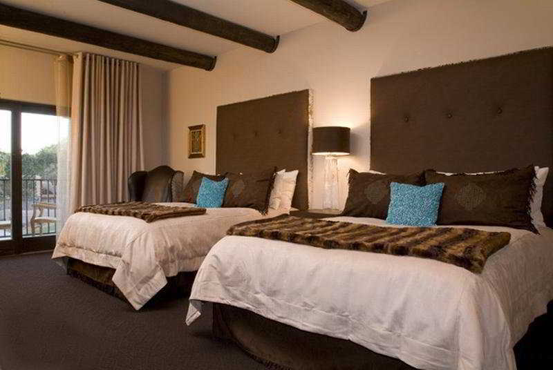 El Monte Sagrado Resort & Spa Taos Room photo