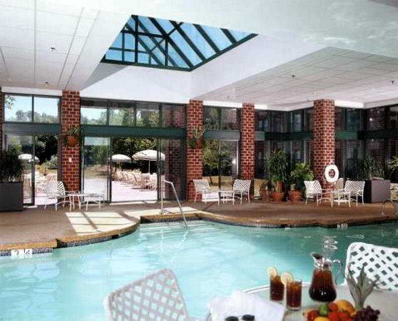 Hilton Mystic Hotel Facilities photo