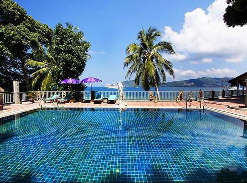 Blue Beach Club & Resort Patong Exterior photo