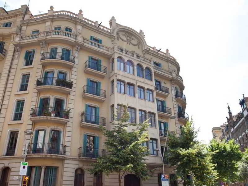 Hostal Martinval Barcelona Exterior photo