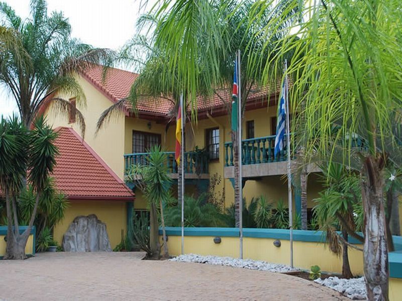 Makalani Hotel Tsumeb Exterior photo