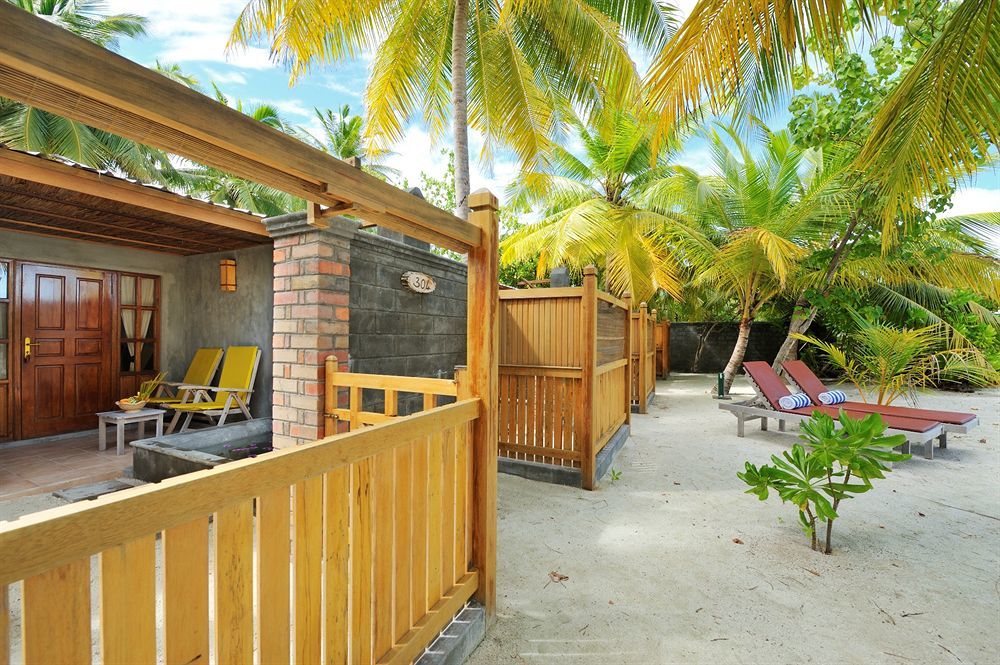 Fun Island Resort & Spa Bodufinolhu  Exterior photo