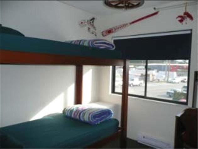 The Upper Deck Guesthouse Sechelt Room photo