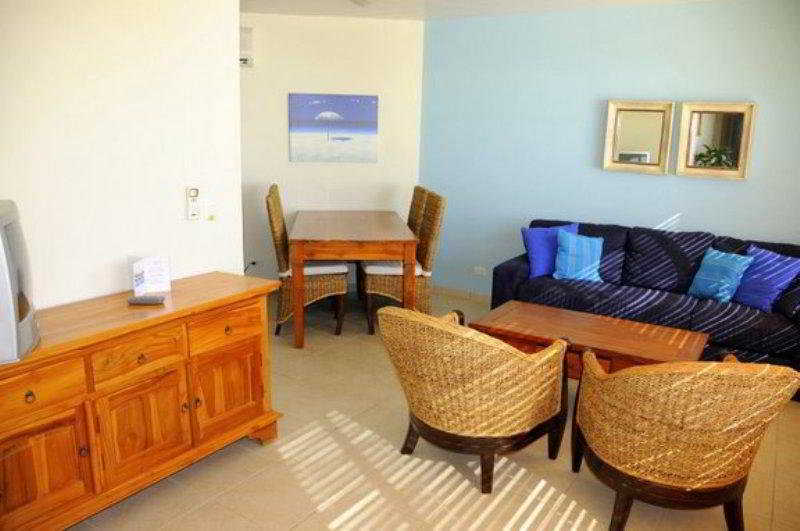 Ocean 105 Apartment Tanki Leendert Room photo