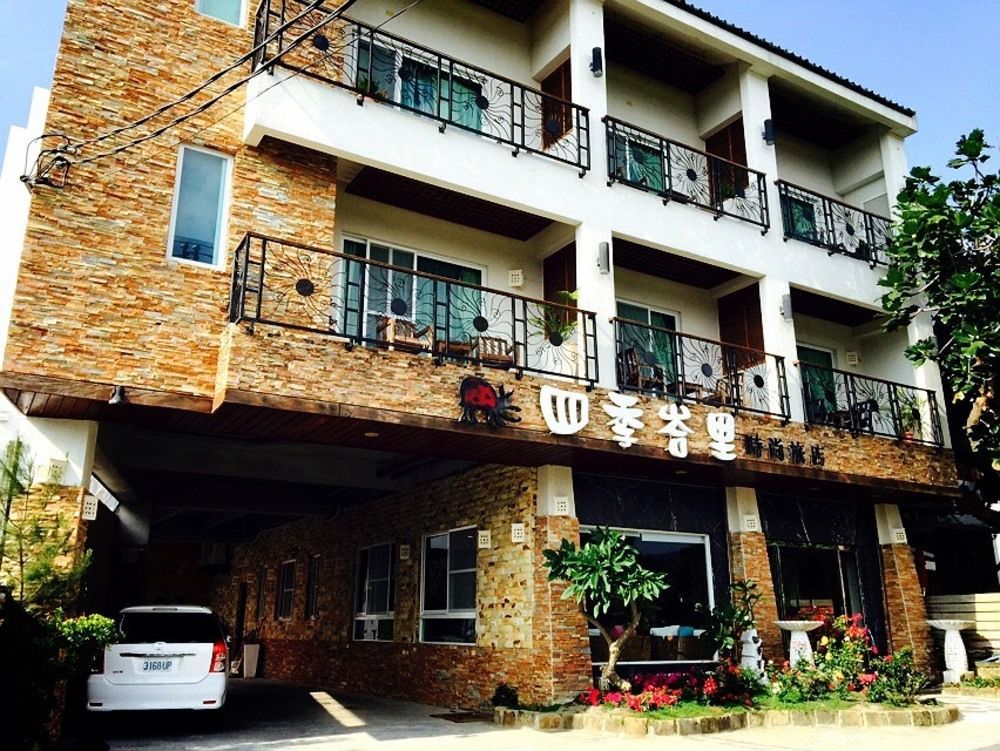 Seasons Bali Fashion Inn Kenting Exterior photo