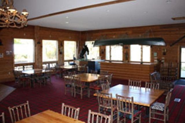 The Lodge At Crooked Lake Siren Exterior photo