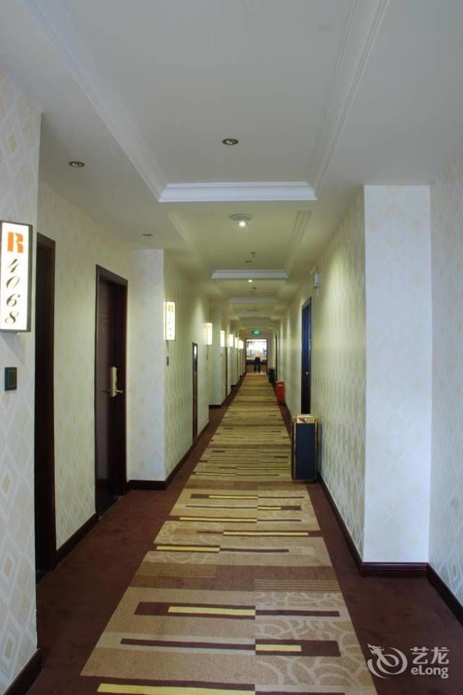 Rui'An Hailong Hotel Wuhan Exterior photo
