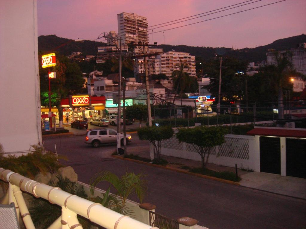 Hotel Aca Sol Y Mar Acapulco Exterior photo