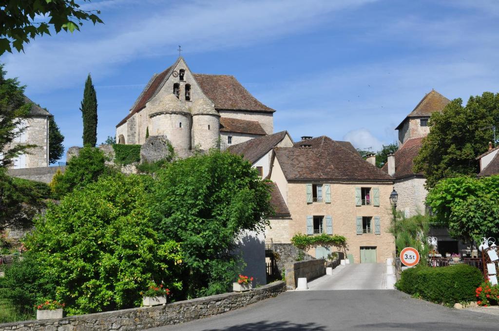 Logis Hotels - Auberge De L'Ile - Hotel 3 Etoiles Et Restaurant Creysse (Lot) Exterior photo