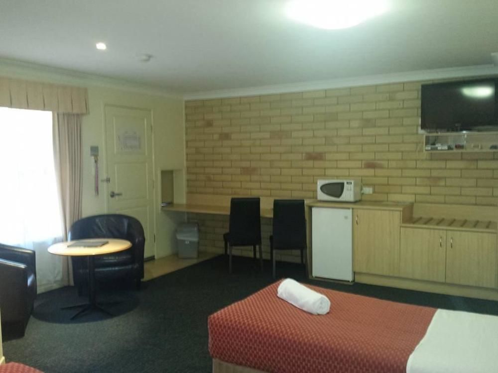 Cotswold Motor Inn Toowoomba Exterior photo