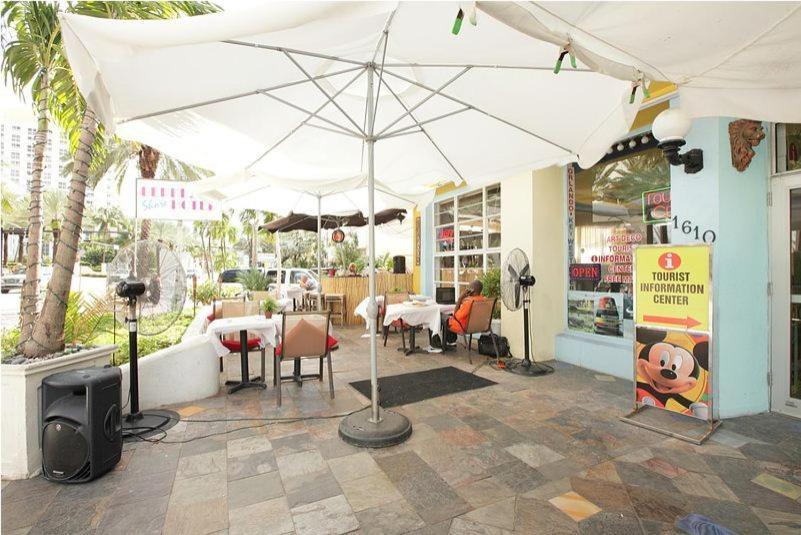 Berkeley Shore Hotel Miami Beach Exterior photo