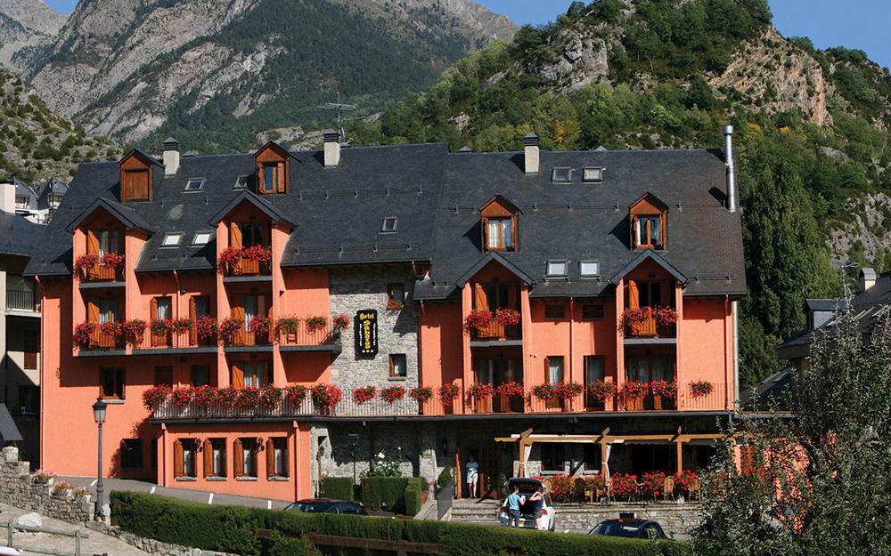 Hotel Sabocos Panticosa Exterior photo