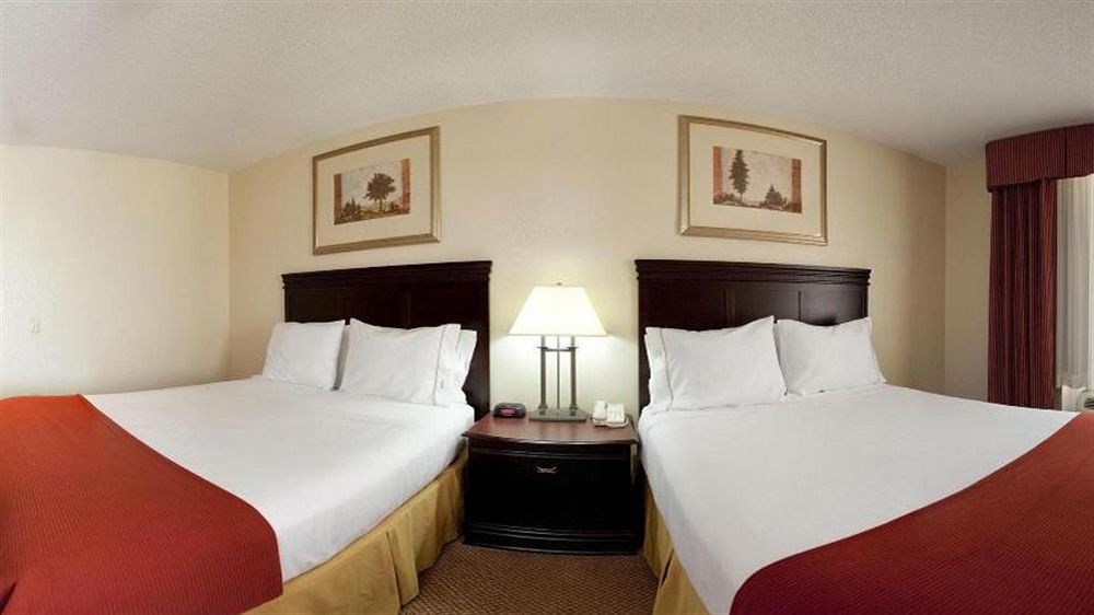 Holiday Inn Express Hotel & Suites Scott-Lafayette West, An Ihg Hotel Exterior photo