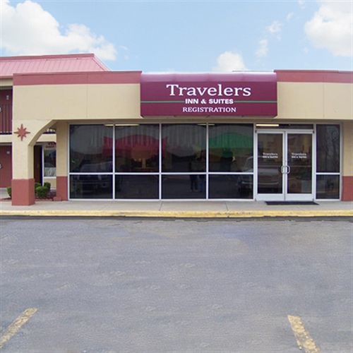 Travelers Inn And Suites Oklahoma City Exterior photo