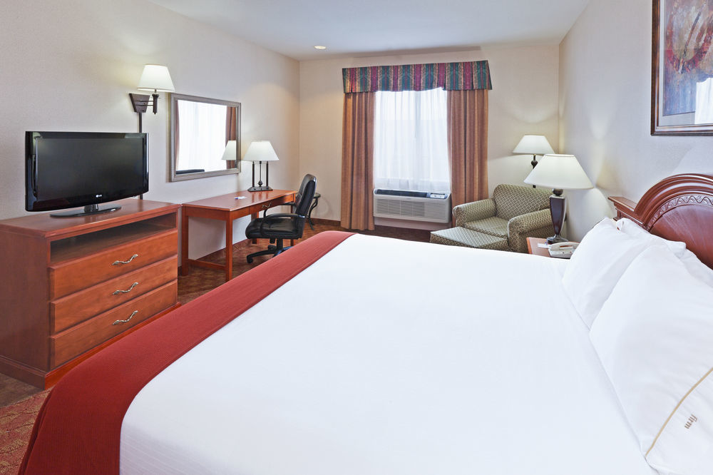 Holiday Inn Express Hotel And Suites Abilene, An Ihg Hotel Room photo