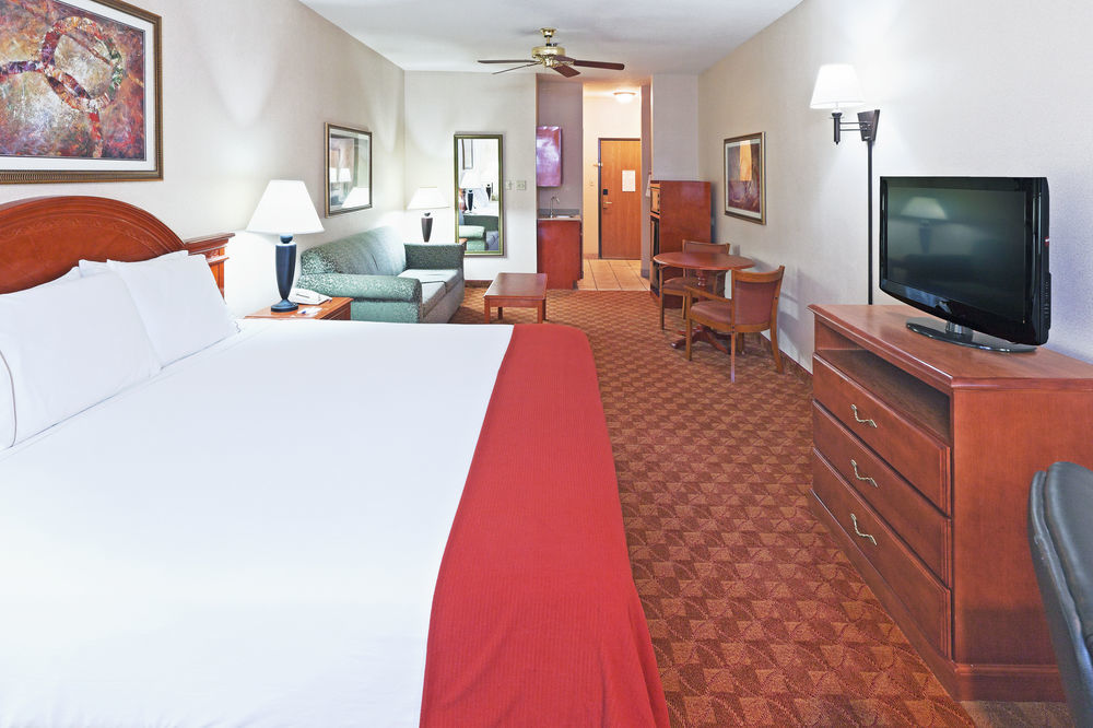 Holiday Inn Express Hotel And Suites Abilene, An Ihg Hotel Room photo