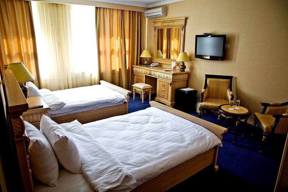 Hotel Mandarin Moscow Room photo