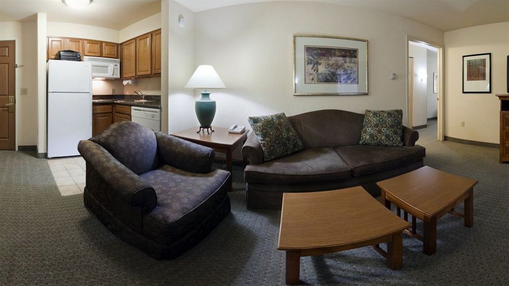 Homewood Suites By Hilton Portland Airport Exterior photo
