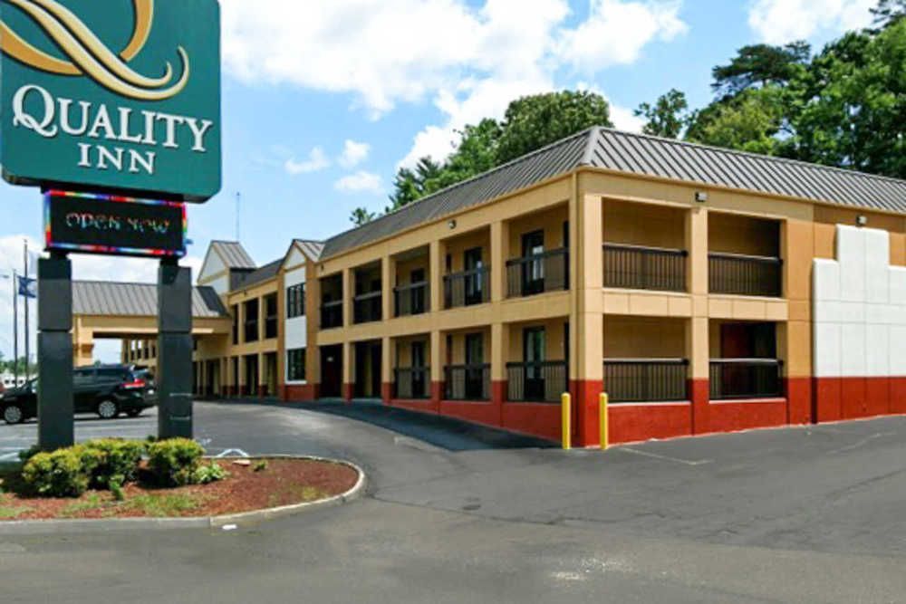 Quality Inn Tanglewood Roanoke Exterior photo