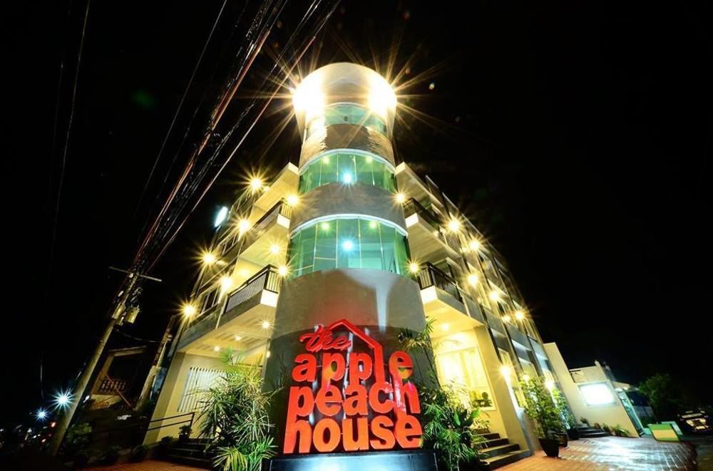 The Applepeach House Hotel Legazpi Exterior photo
