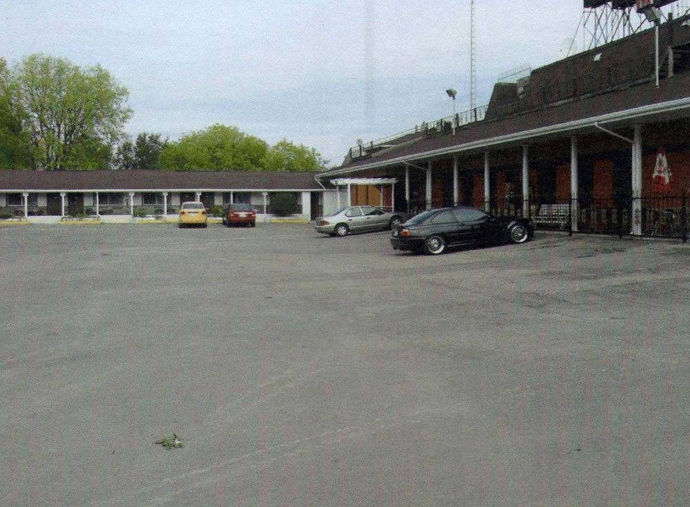 7 West Motel Carleton Place Exterior photo