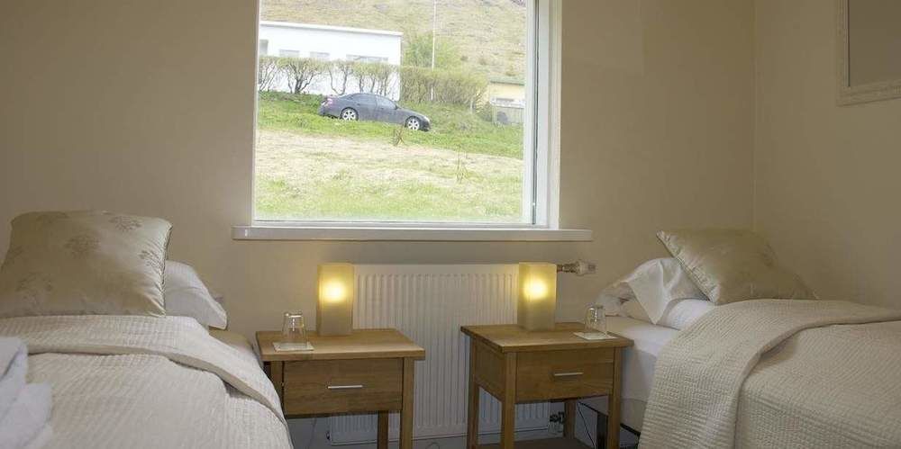 Comfy Guesthouse Westfjords Sudureyri Exterior photo