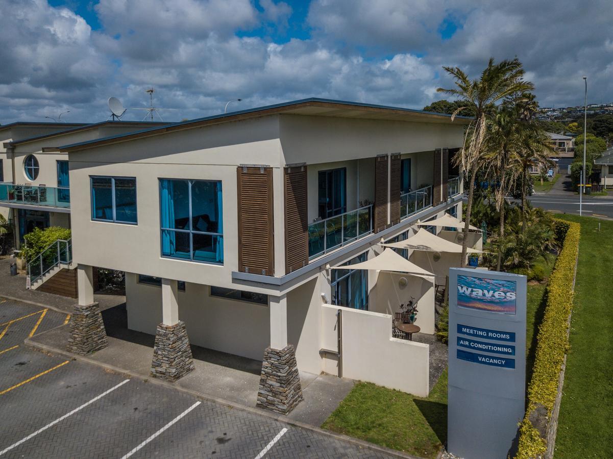 Waves Motel Orewa Exterior photo