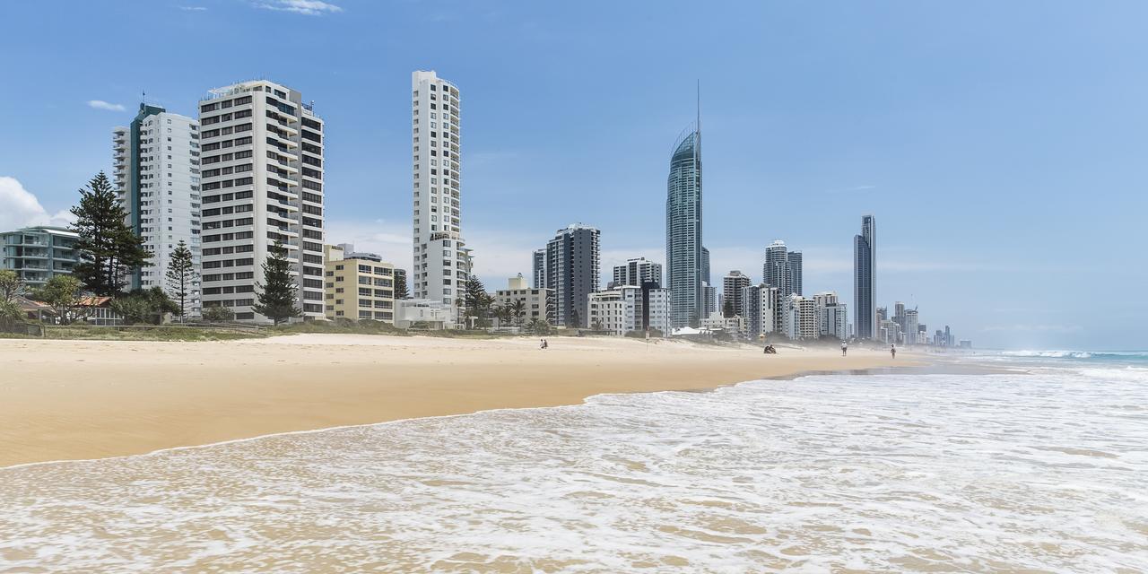 Dorchester On The Beach Gold Coast Exterior photo