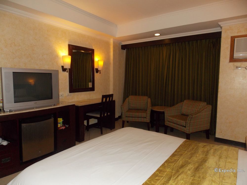 Mo2 Westown Hotel - Mandalagan Bacolod Exterior photo