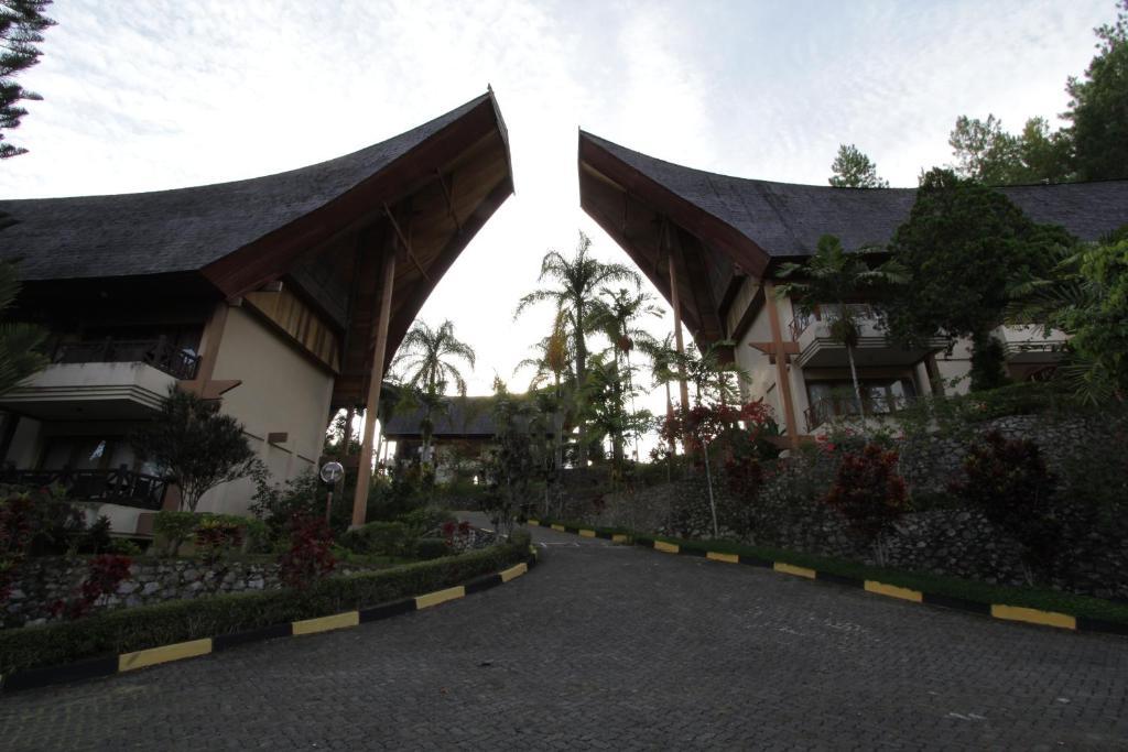 Hotel Sahid Toraja Makale Exterior photo