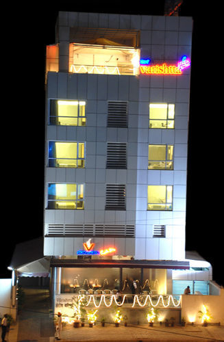Hotel Varishtta Navi Mumbai Exterior photo