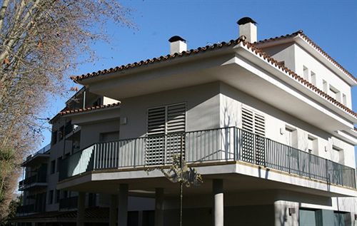 Hotel L'Ast Banyoles Exterior photo