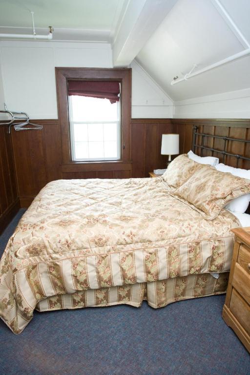Prince Of Wales Hotel Waterton Park Room photo