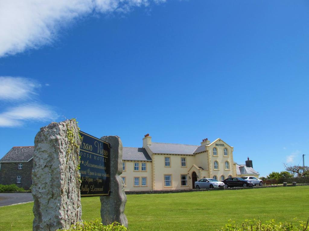 Aran View Country House Hotel Doolin Exterior photo