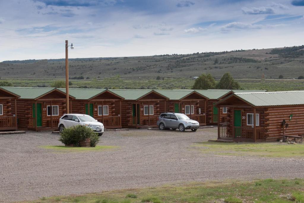 Bryce Gateway Inn Cabins Panguitch Exterior photo