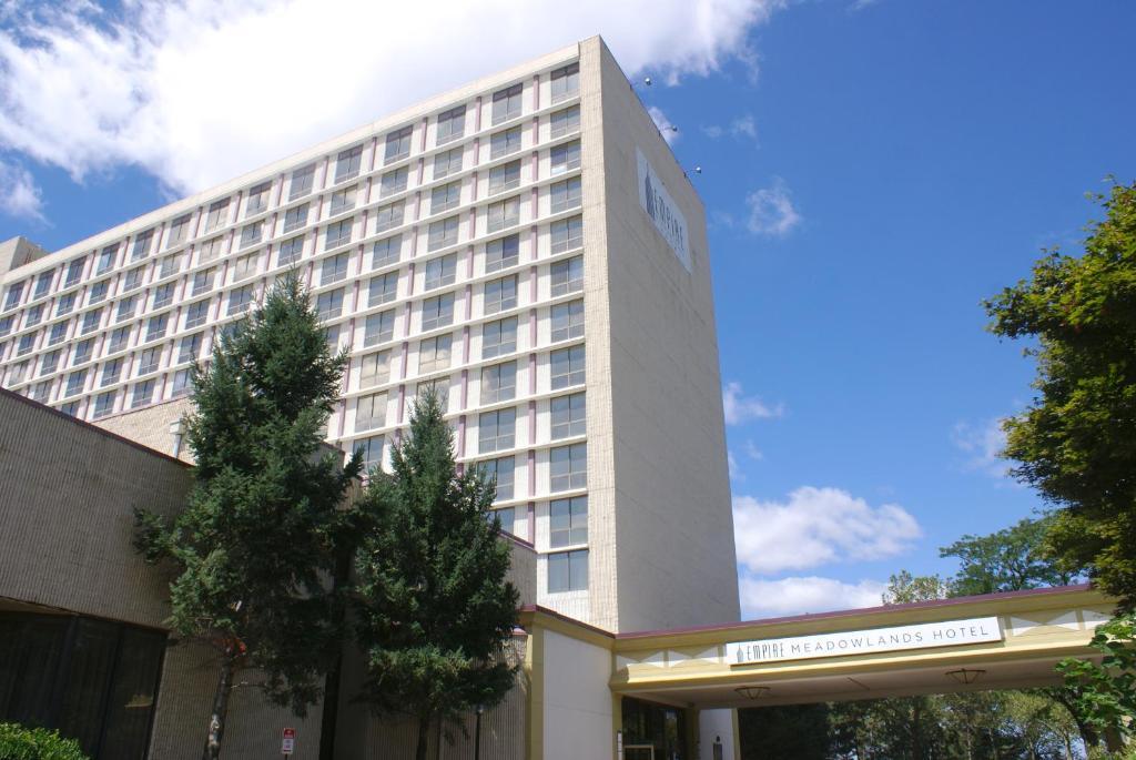 Empire Meadowlands Hotel Secaucus Exterior photo