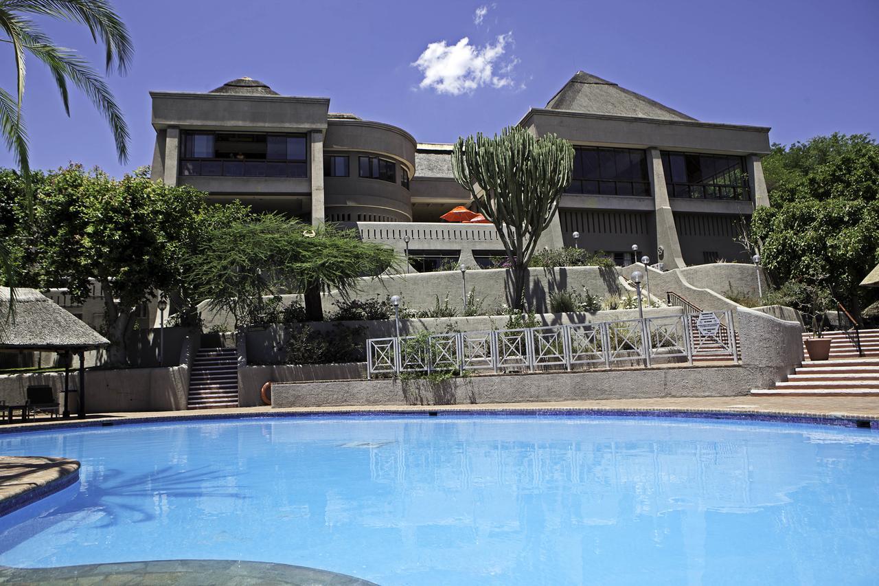 Elephant Hills Resort Victoria Falls Exterior photo
