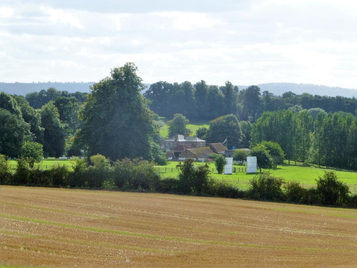 Blounts Court Farm Bed & Breakfast Devizes Exterior photo