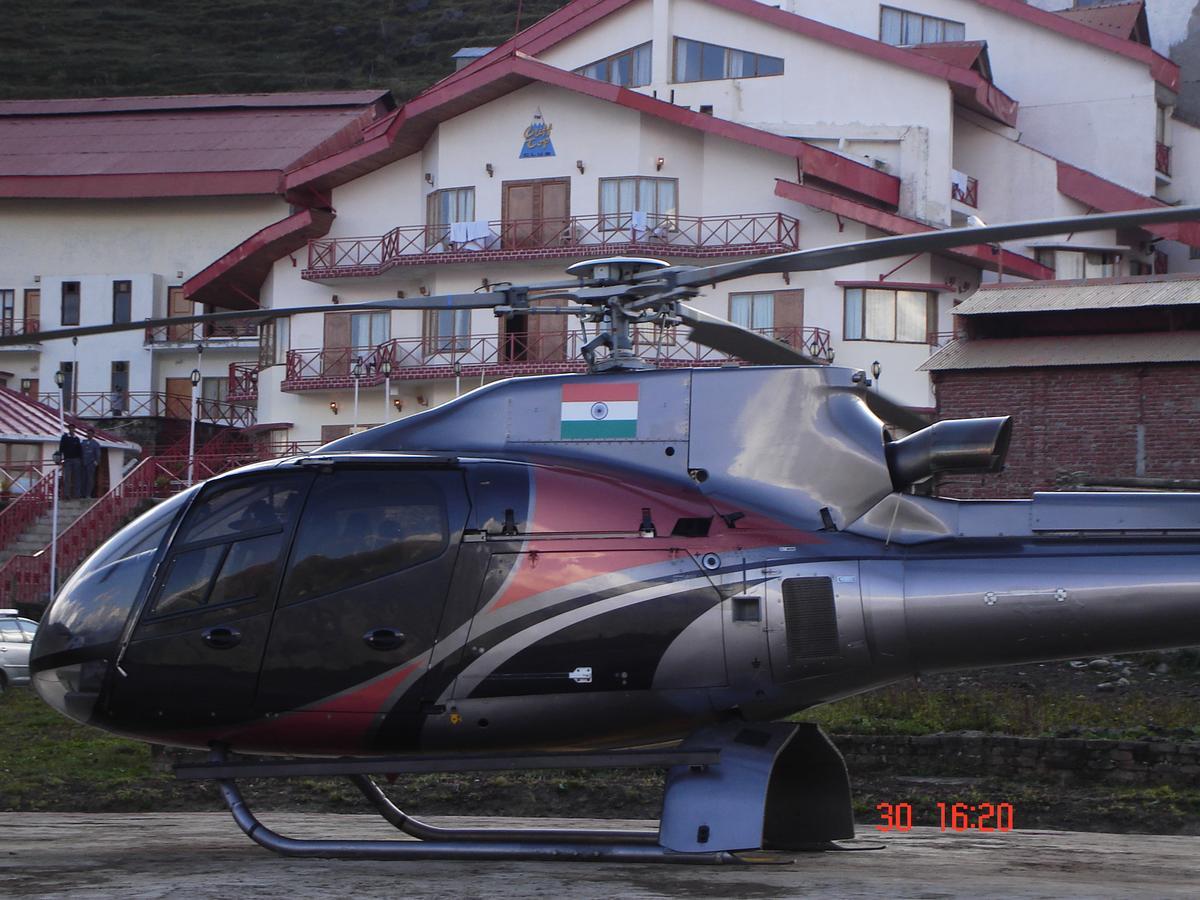 Clifftop Club Hotel Auli Exterior photo