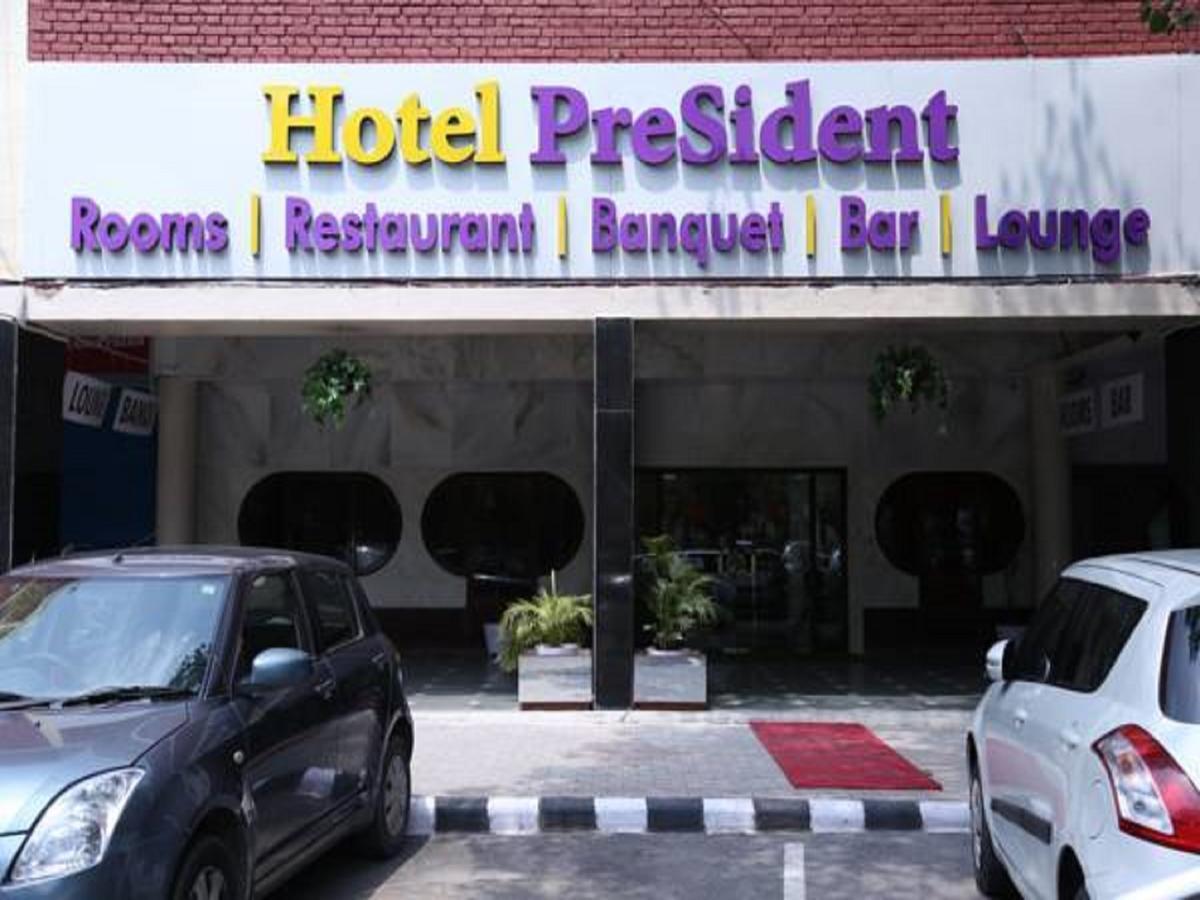 Hotel President Zirakpur Exterior photo