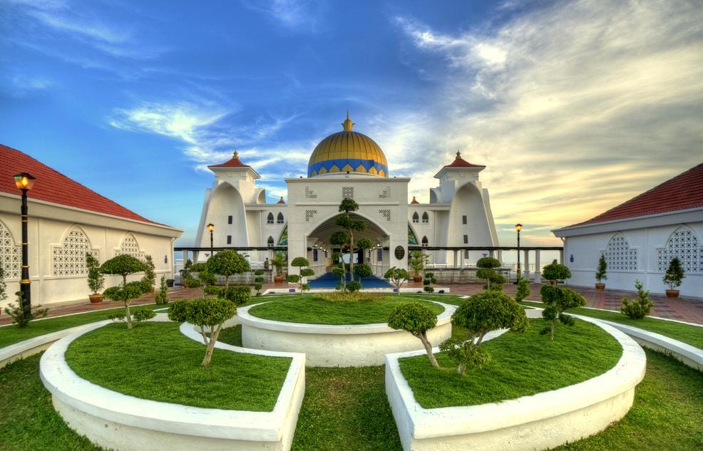 Orkid Hotel Melaka Exterior photo
