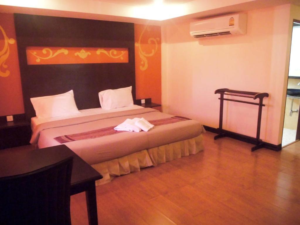 Baan Chalelarn Hotel Hua Hin Room photo