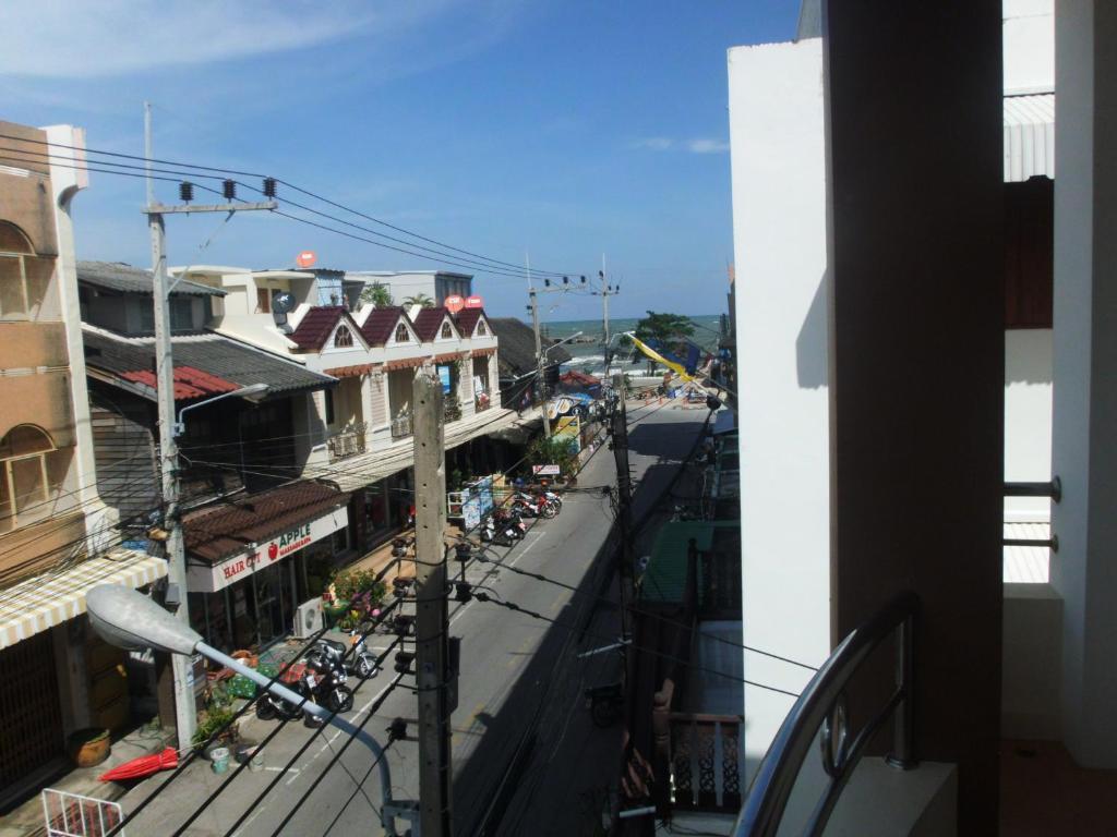 Baan Chalelarn Hotel Hua Hin Room photo