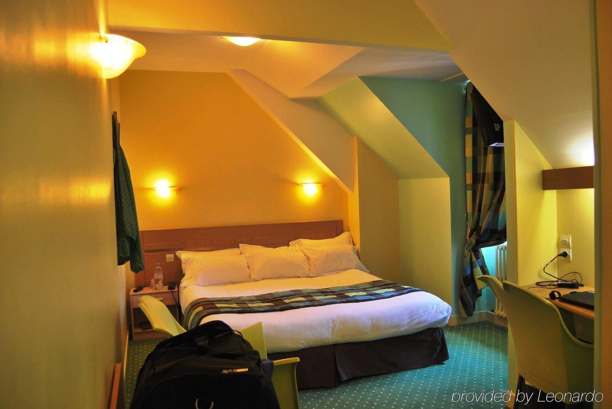The Originals City, Hotel Cathedrale, Lisieux Room photo
