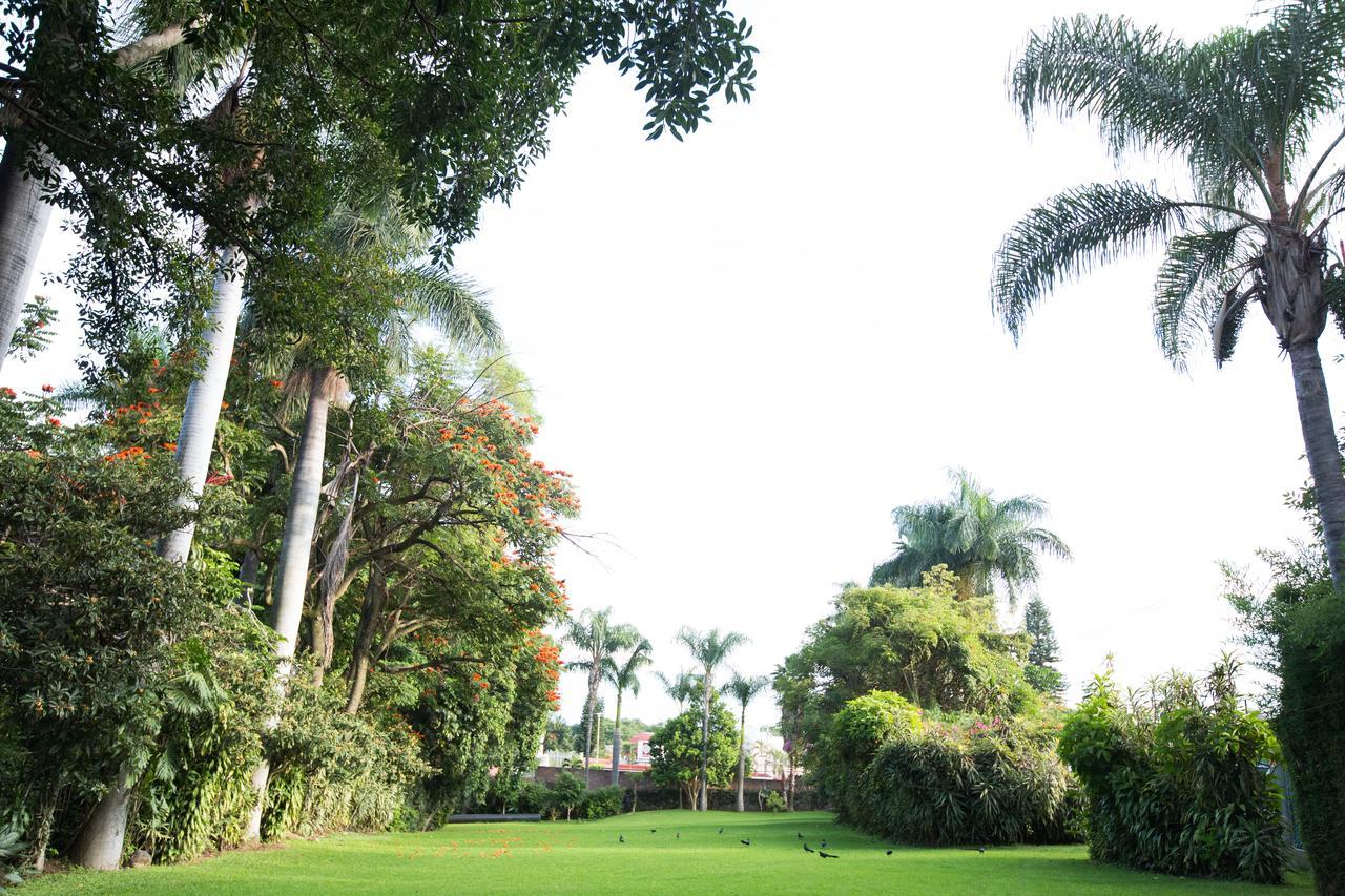 Hotel Jacarandas Cuernavaca Exterior photo