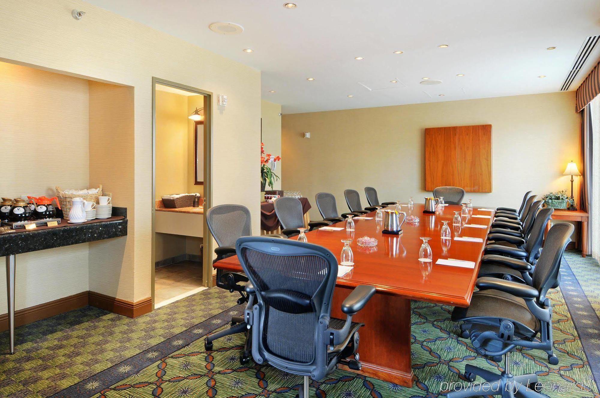 Doubletree Suites By Hilton Hotel Austin Facilities photo