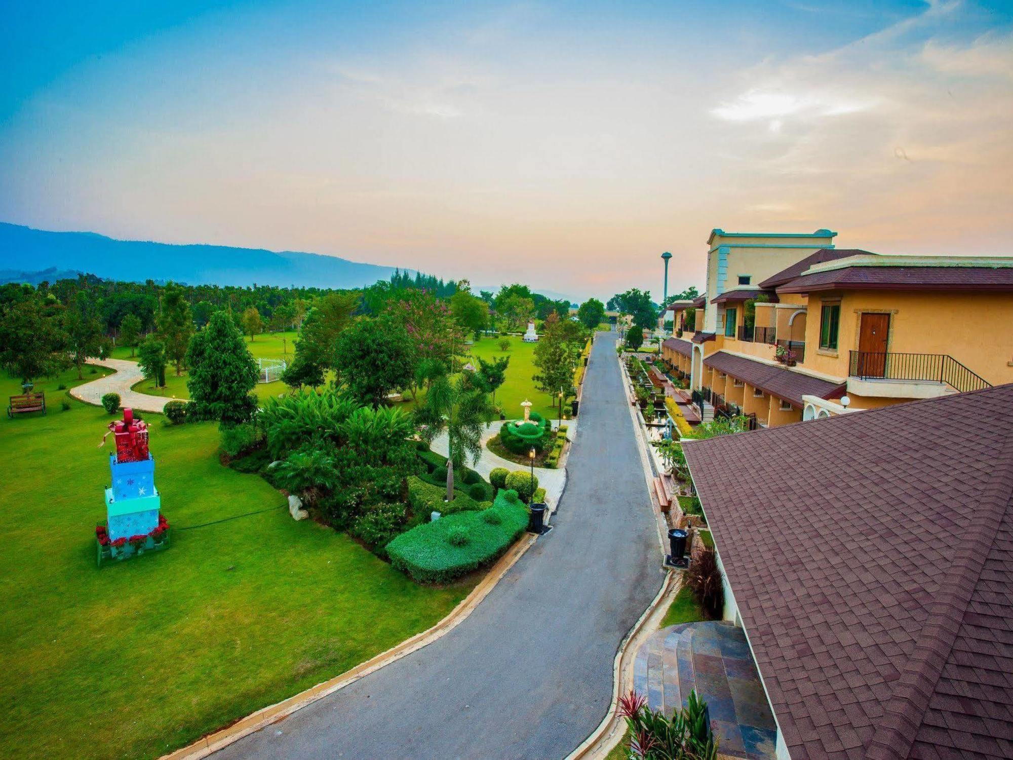 Valata Khaoyai Resort Pong Talong Exterior photo