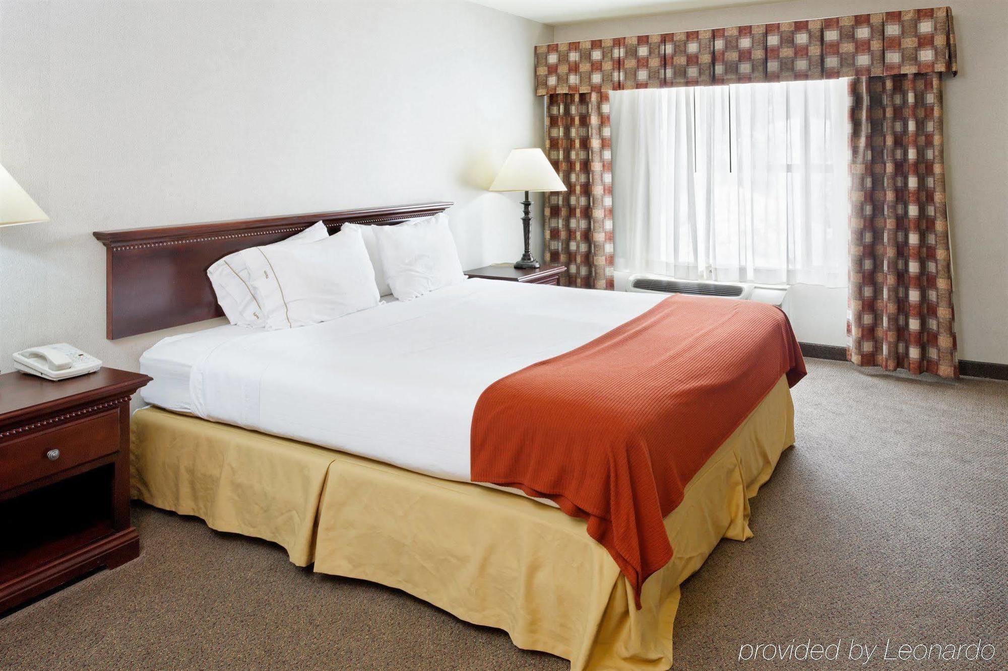 Holiday Inn Express Hotel & Suites Mccall-The Hunt Lodge, An Ihg Hotel Room photo